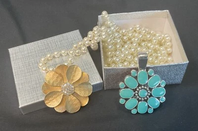 PREMIER DESIGNS Pearl Necklace Long With Pendant And Brooch Pretty! - Image 1 of 4