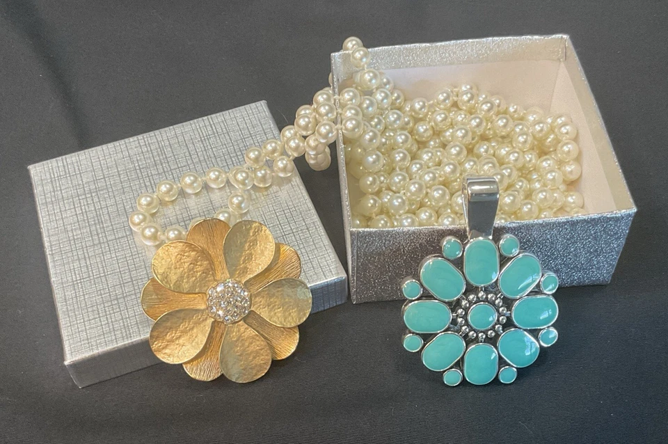 PREMIER DESIGNS Pearl Necklace Long With Pendant And Brooch Pretty! - Image 1 of 4