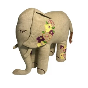 Elefante de lino artesanal con bordado colorido hecho en la India 11,5" de alto - Imagen 1 de 10