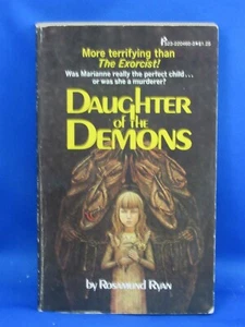 Daughter of the Demons by Rosamund Ryan  Pinnacle 00468 1974 1st Edition Horror - Imagen 1 de 5