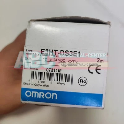 1PCS New Omron E3HT-DS3E1 Reflective Photoelectric Switch Sensor# - Image 1 of 4