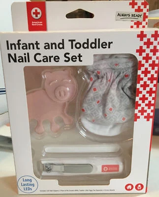 Nail Clipper with Magnifier The First Years American Red Cross Deluxe - Image 1 of 4