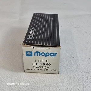 1976 77 78 79 80 81 Dodge Truck NOS MoPar BLOWER SWITCH 3847940 - Picture 1 of 3