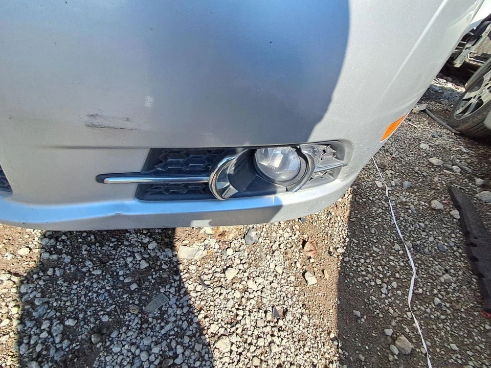 2011-2014 Chevrolet Cruze Left Driver Fog Light Assembly OEM Used 3627258 - Imagem 1 de 1