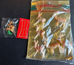 Vintage Hard Plastic Deer 6 Made In Hong Kong & 2 Nos Mini Deer Couple Sealed - Picture 1 of 4