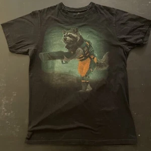 Rocket Raccoon Green T-Shirt - Marvel MCU (Large) Guardians Of The Galaxy 2014 - Picture 1 of 4
