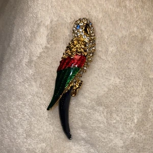 Rhinestone Parrot Brooch Pin By Giorgio 2 3/4” Long With Blue Eyes - Picture 1 of 5