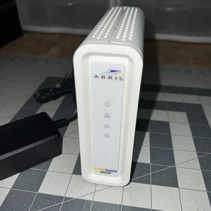 ARRIS SB8200 White Surfboard DOCSIS 3.1 Works With Cox - Afbeelding 1 van 4