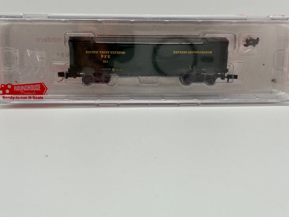 N Scale Roundhouse 8290 Pacific Fruit Express 50' Plug Door Reefer 601 N832