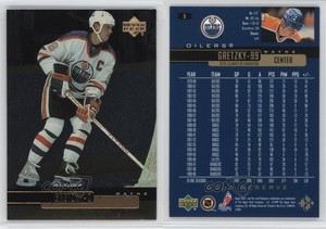 1999-00 Upper Deck Gold Reserve Wayne Gretzky #5 HOF