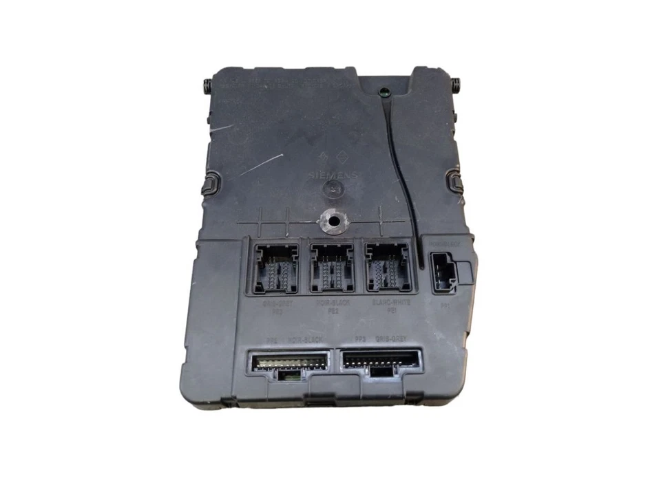 Centralina Rete Elettrica Fusibili Per RENAULT GRAND SCÉNIC II 8200606830 - Immagine 1 di 4