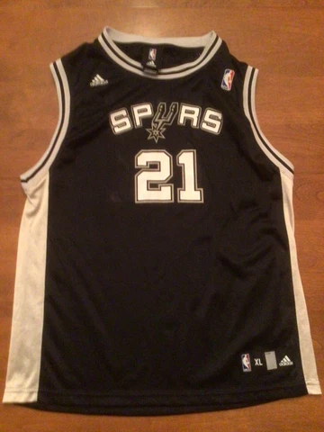 Tim Duncan #21 JERSEY Boys XL (18-20) San Antonio Spurs Vintage Black Cover