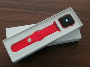 Apple Watch Series 9 (PRODUCT)RED 41 mm GPS Apple Smartwatch 3 Jahre Gewähr - Bild 1 von 4