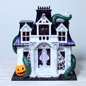 Bath & Body Works Chateau Tri-Projector House Halloween 2024 Wallflower Plug - Picture 1 of 5