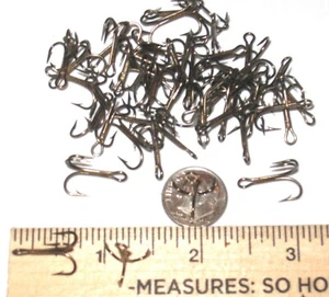 Mustad 3551 Size 8 Bronze Ringed Style Treble Hooks qty of 25 - Picture 1 of 2