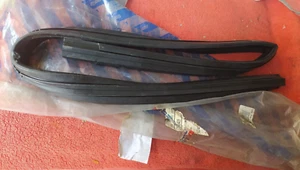 ORIGINALE 7640409 GUARNIZIONE VETRO ANTERIORE SINISTRO FIAT CINQUECENTO DA 1992 - Imagen 1 de 7