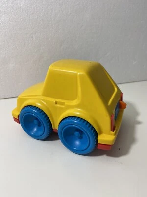 Carro raro vintage 1980 CBS brinquedos vermelho/amarelo/azul feito nos EUA - Imagem 1 de 4