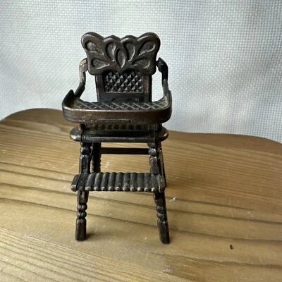 Casa de muñecas miniatura vintage de metal Durham 1979 latón bruñido Foto 1 de 4