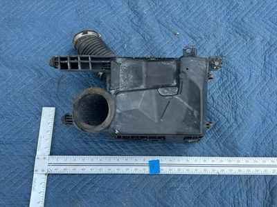 Pontiac G6 2006-2010 filtro de aire caja de admisión ECM 25943864 OEM DU62 Foto 1 de 4