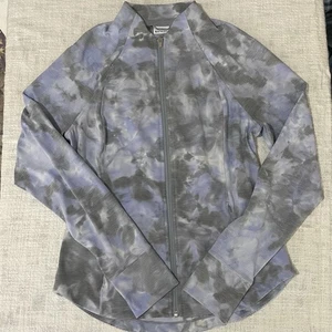 Athleta Salutation taillierte Jacke durchgehender Reißverschluss gerippt blau grau Druck Taschen gebraucht, in einwandfreiem Zustand - Bild 1 von 7