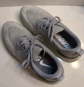 Nike Odyssey React graue Damen-Laufschuhe/Sneaker Größe 7 - Bild 1 von 5