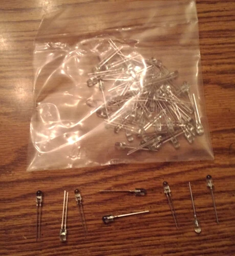 Lote de 68: LED Hewlett Packard HLMP-3950 Foto 1 de 1