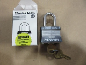 Master Lock 3KD Schwerlast Vorhängeschloss #3 Schlüssel verschieden NEU!! im Karton kostenloser Versand - Bild 1 von 1
