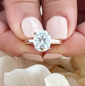 OVAL CUT MOISSANITE ENGAGEMENT RING 14K ROSE GOLD BRIDAL RING SOLITAIRE 3.00CT - Picture 1 of 10