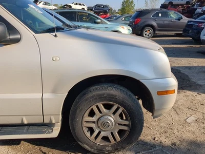 2002-2010 Mercury Mountaineer Passenger Fender HQFV3 - Image 1 of 4