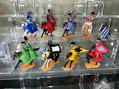 Timpo Toys Gran Casco Caballeros Premium Set con TODAS LAS 8 Posturas Montadas Diferentes Foto 1 de 4