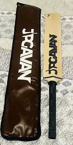 cricket bat - Picture 1 of 8