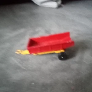 VINTAGE CORGI 62 TIPPING FARM TRAILER 1965-72. - Picture 1 of 6