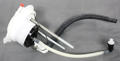 Nuevo stock antiguo OEM para Volkswagen Passat 3C8-919-679 bote de vapor de combustible Foto 1 de 4