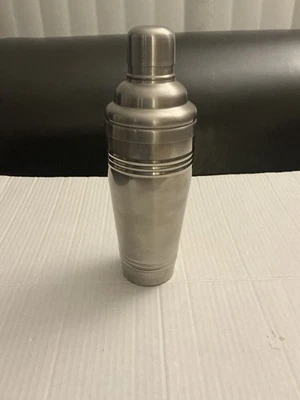 Stainless Steel Cocktail Shaker 60 oz with Strainer Martini Shaker - Image 1 of 4