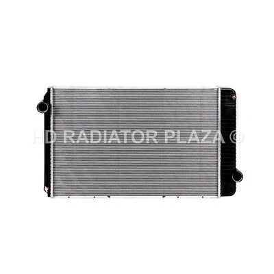 Radiator For 02-10 Int 7300 7400 7500 7600 7700 WorkStar 25 1/8" x 38 3/16" - Image 1 of 4