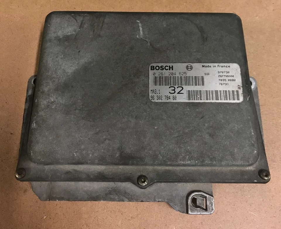 Calculateur moteur Peugeot 106 Citroen Saxo 1.0i 9630278480 0261204625 MA3.1 - Immagine 1 di 1