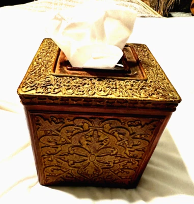 Vintage Versailles Tissue Cover Maple, Gold Tone Trimmed In Burgundy #3120 Foto 1 de 4