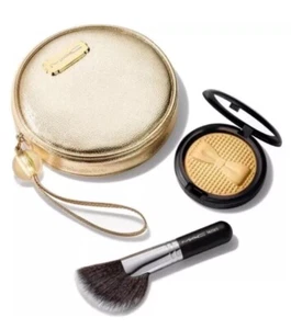 MAC Cosmetics *Sparkling Wine* Indulgent Glow Face Kit Bubbles & Bows Collection - Picture 1 of 4