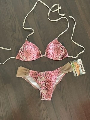 Chica Rica Senegal Triangle & Scrunch Size Medium - Image 1 of 3