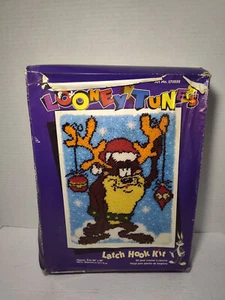 Vintage Caron Christmas Taz Latch Hook 20"x30" Looney Tunes NOS No. LT 0552 - Picture 1 of 7