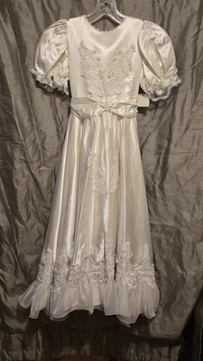 Vintage Girls Flowergirl/Formal Dress Ivory Size 6 - Image 1 of 4
