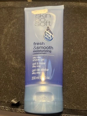 Gel de barbear Avon Skin So Soft Fresh & Smooth SILKY STAY 6,7 fl oz - Imagem 1 de 4