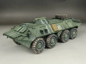 Modelo de vehículo APC ucraniano BTR-70 8x8 construido 1/35 - Imagen 1 de 16