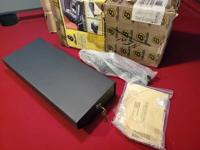 Caja de bloqueo debajo del asiento Bestop negra Jeep JK 2007-2018 caja fuerte de almacenamiento lado del conductor NUEVO Foto 1 de 4