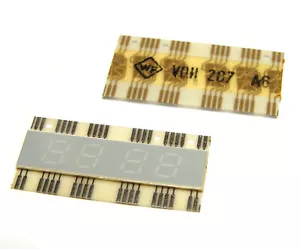 2x LED Display mit 4x 7-Segment Anzeige, VQH 207, RFT / WF, NOS - Bild 1 von 1