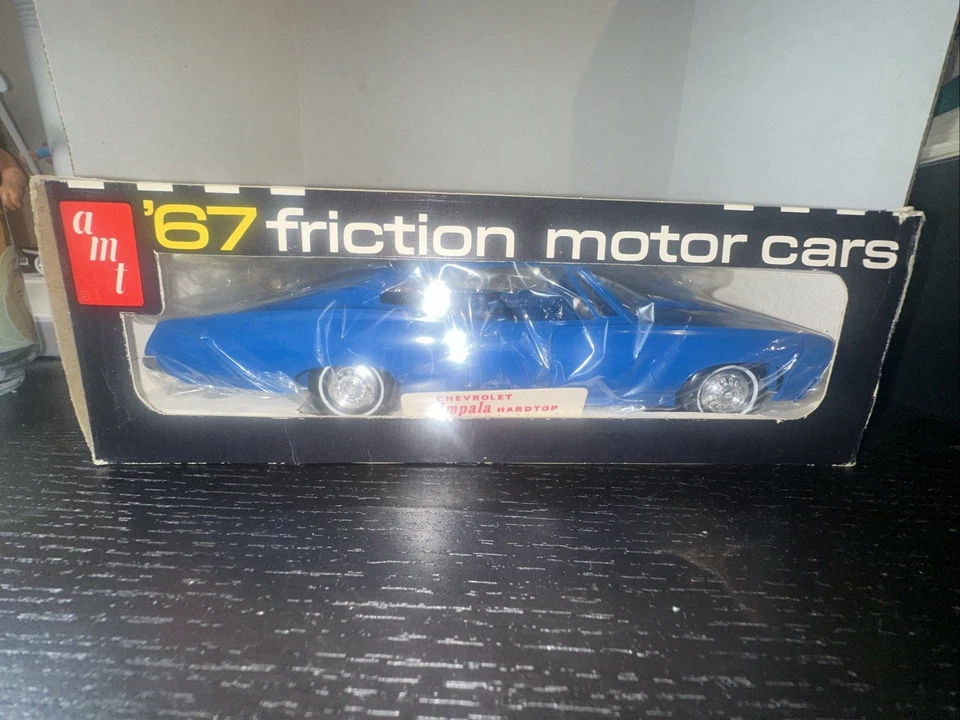 Chevrolet Impala SS 427 1967 vintage coche de promoción de fricción 1:25 AMT azul Foto 1 de 4