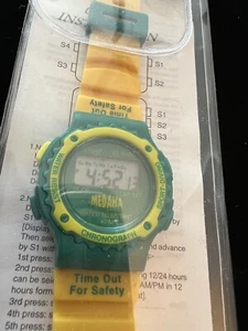 Vintage Medana Sports watch Green & Yellow - Picture 1 of 3