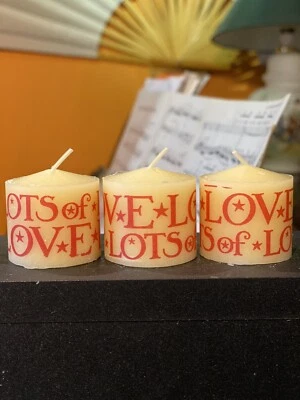 EMMA BRIDGEWATER STARRY SKIES RED CITRONELLA HAND DECOR VOTIVE CANDLE SET OF 3 - Image 1 of 2