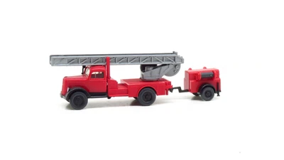 WIKING CAMION POMPIER OPEL BLITZ  AVEC REMORQUE  - ECHELLE H0 1/87 - Photo 1/4