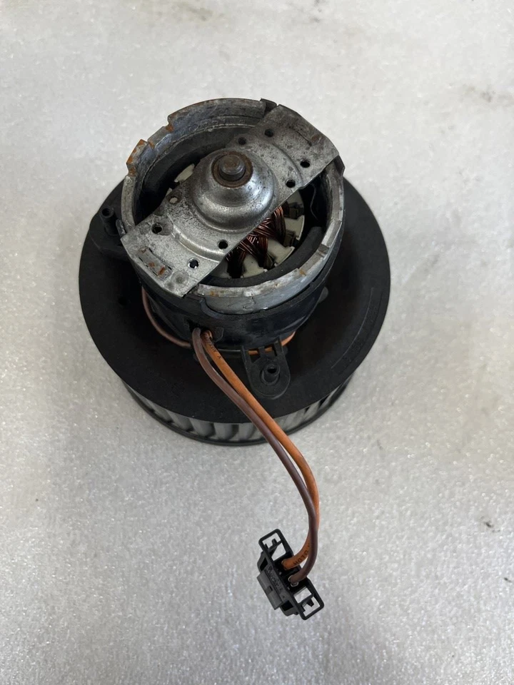 BMW 328i E90 2011 motor soplador de calefacción 6411693363 Foto 1 de 4